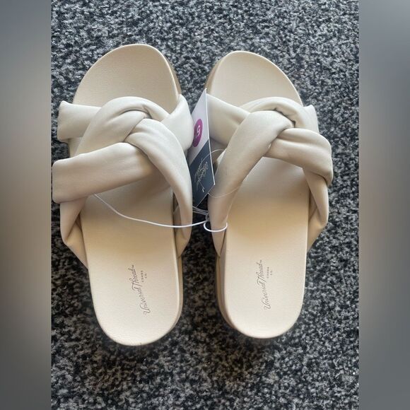 NWT Universal Thread Cosette Padded Crisscross Comfort Sandals Womens - Picture 6 of 8